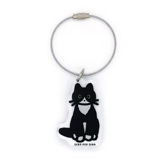Cat 4 - Tuxedo